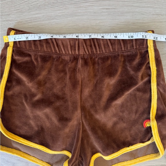 Stoned Immaculate Brown Yellow Gym Shorts Size XS Retro - Picture 5 of 8